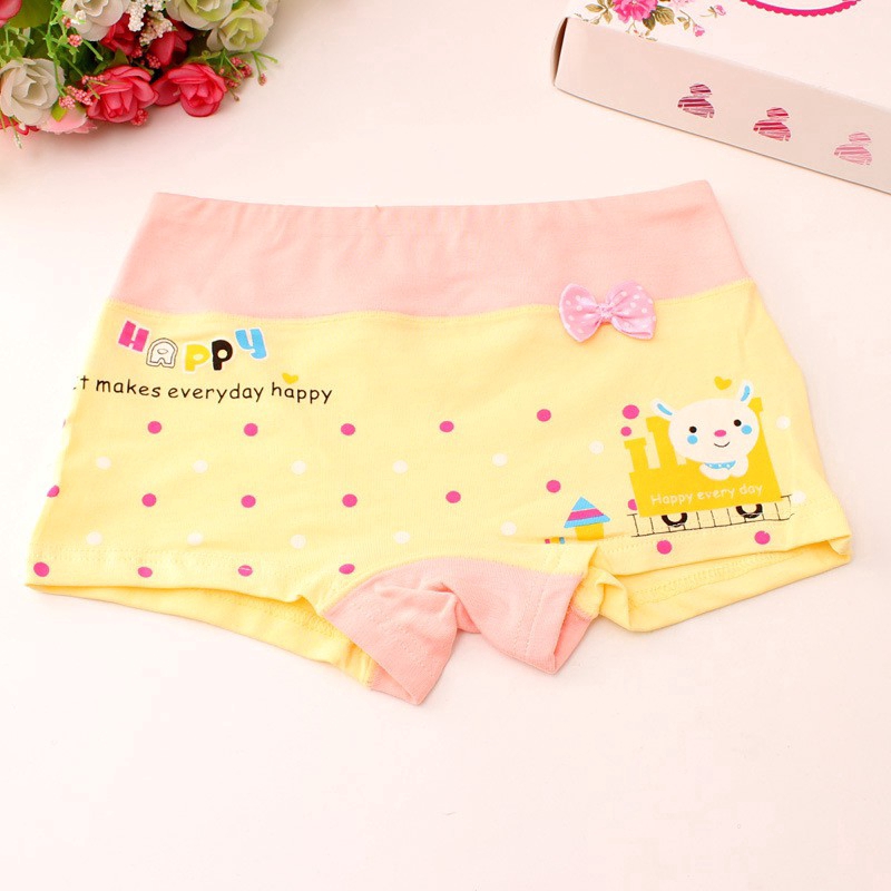 Set 3 quần lót vải cotton hoạ tiết xinh xắn dễ thương cho bé