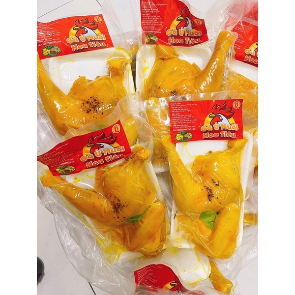 Gà ủ muối hoa tiêu 1 khay