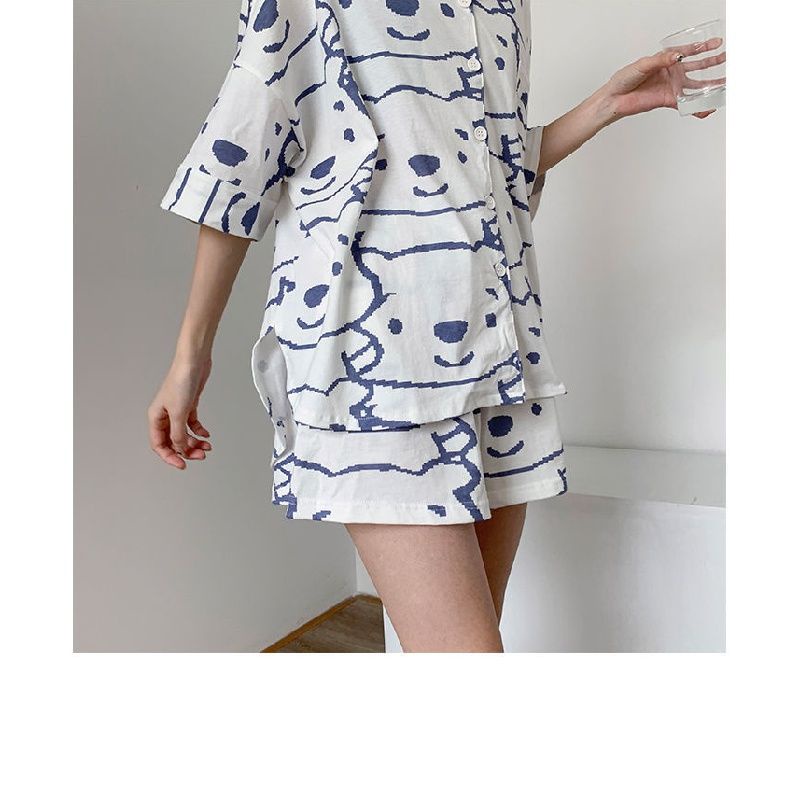 Bộ Ngủ Nữ Cộc Hình Gấu Set Áo Quần Cộc Cúc Cài Họa Tiết In 2 Màu X005 | BigBuy360 - bigbuy360.vn