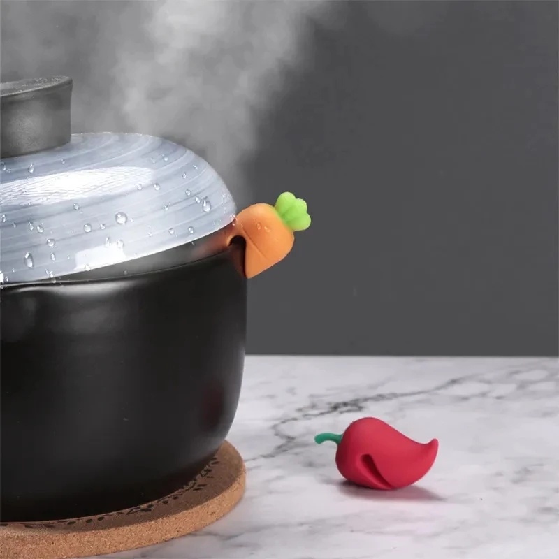 Nắp Silicone Đậy Nồi Chống Tràn Hình Củ Cà Rốt Sáng Tạo