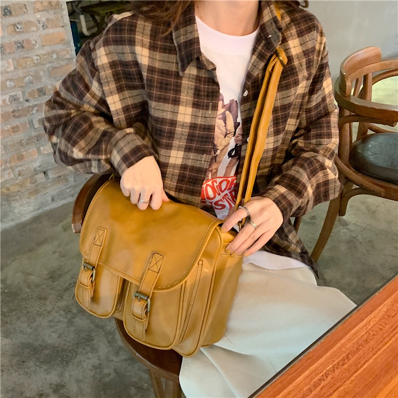 Túi đeo chéo IELGY da bóng sức chứa lớn phong cách retro cho nữ