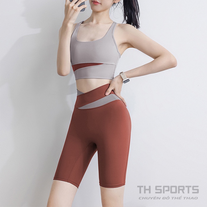 Bộ Tập Gym Nữ Hot Trend Quần Đùi Áo Bra TH SPORT Tập Gym Thể Dục Yoga Picnic Dã Ngoại Nữ TH041 (Bộ Milk Tea Grey)