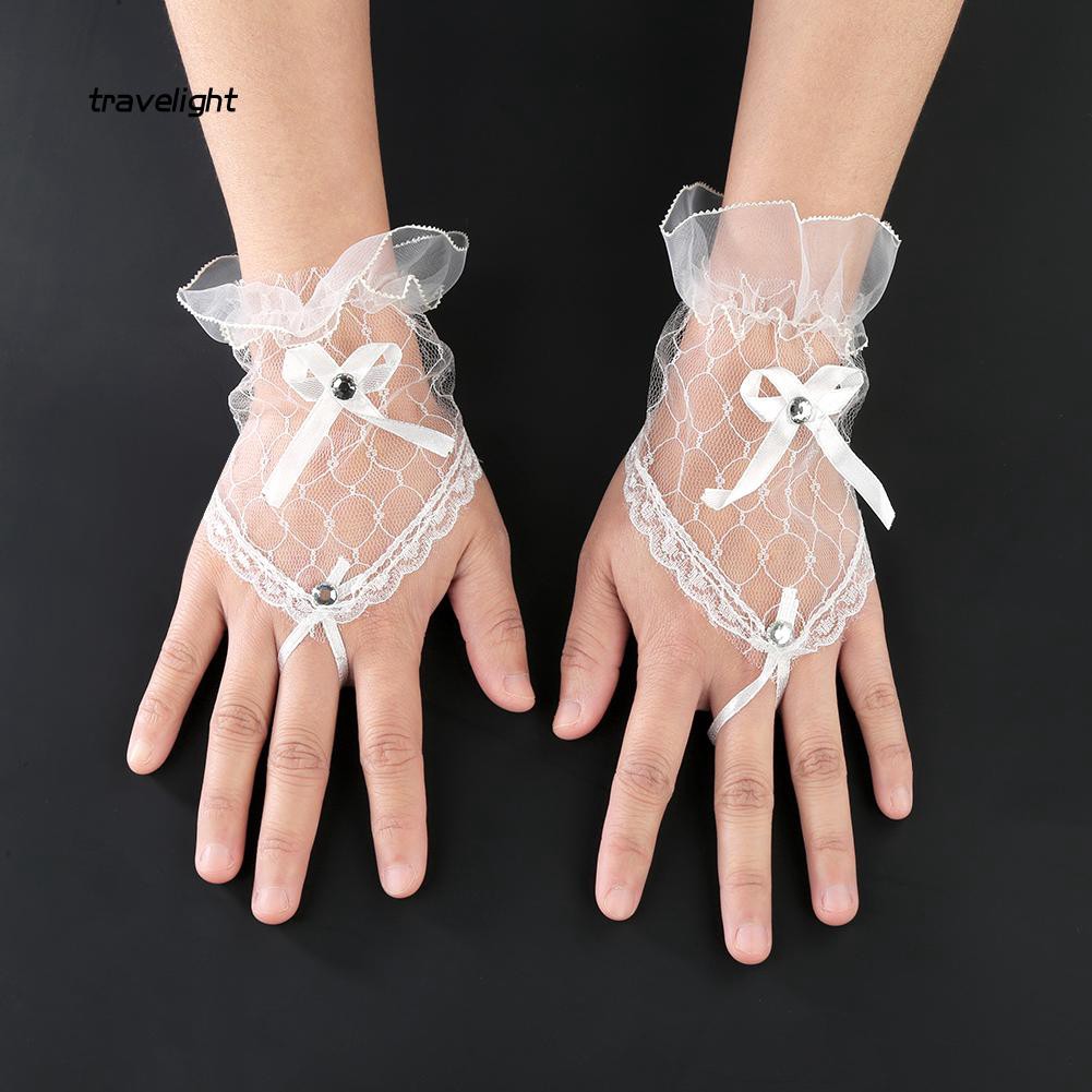 Găng Tay Ren Hở Ngón Quyến Rũ Cho Cô Dâu