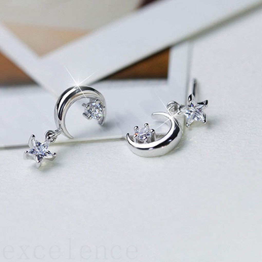 Hoa Tai Hình Mặt Trăng Và Ngôi Sao Đính Đá Lấp Lánh Xinh Xắn