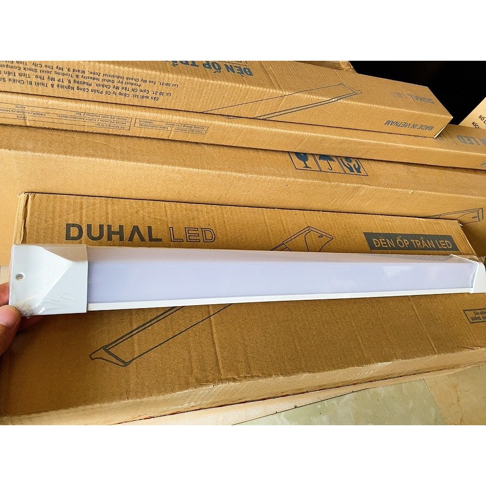 Đèn LED gắn tường Duhal 60cm - 18W, 120cm - 36W Tam giác chất lượng cao, mẫu mới