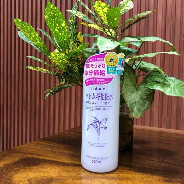 Nước lotion Naturie