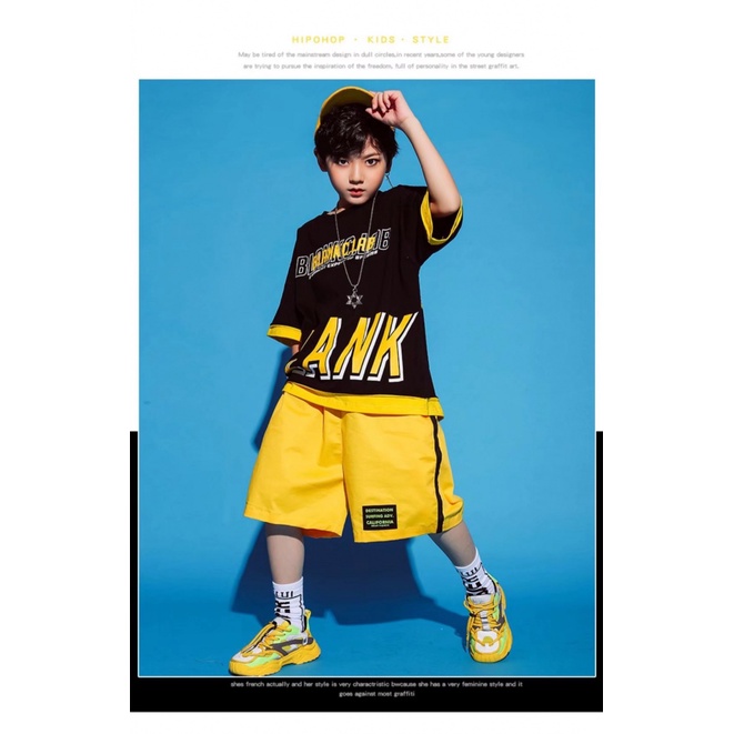 Set Đồ Mùa Hè 2 Món Gồm Áo Thun Dáng Rộng Và Quần Ngắn Mỏng 5 Tấc Cho Bé Trai