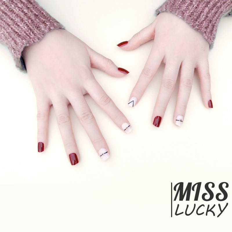Nhãn dán móng tay kiểu dáng thời trang phong cách
