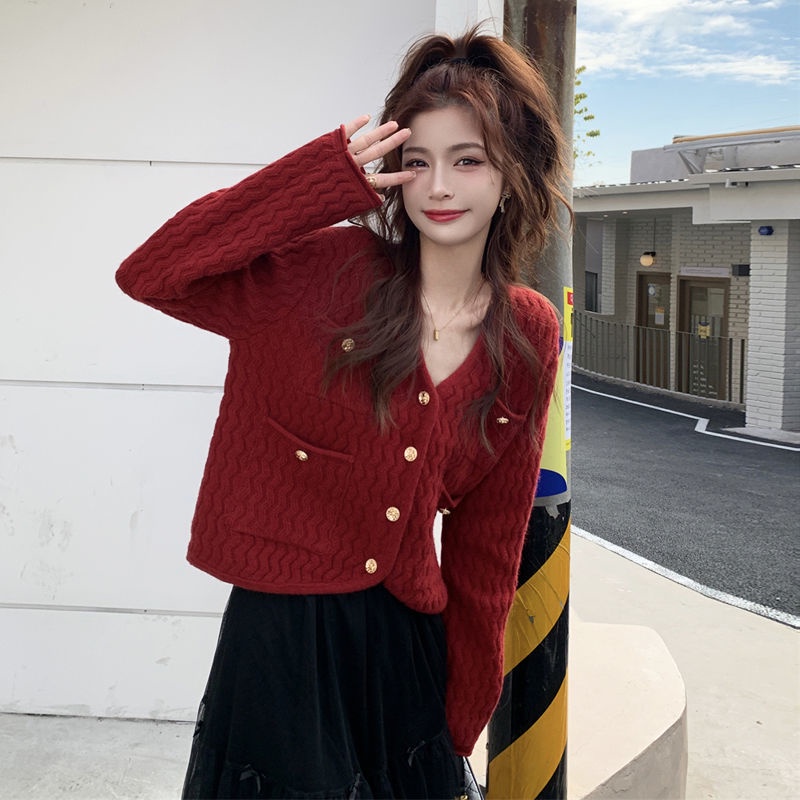 Xiaoxiang Áo Khoác Cardigan Dệt Kim Dáng Rộng Họa Tiết Gợn Sóng Màu Trắng Phong Cách Mới Cho Nữ  tao bao