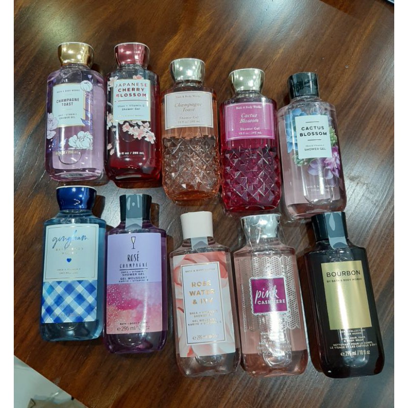 Sữa tắm Bath and Body Works. Hàng mua tại Store hãng. Có Bill