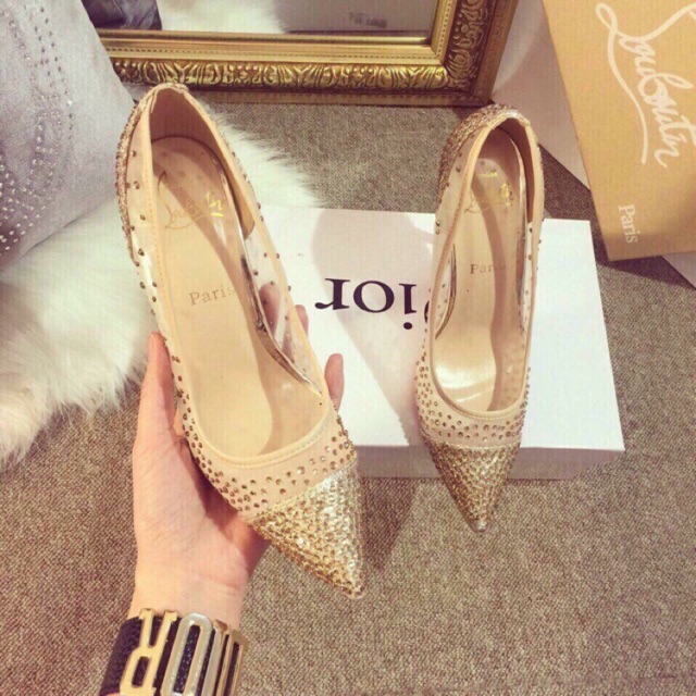 Giày cao gót Louboutin đính đá lưới