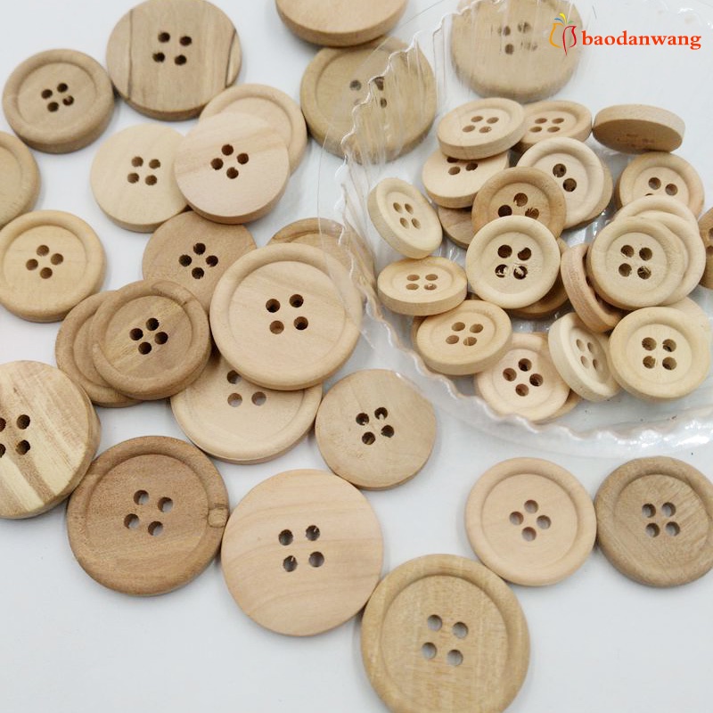 50 khuy gỗ tròn 4 lỗ màu sắc tự nhiên