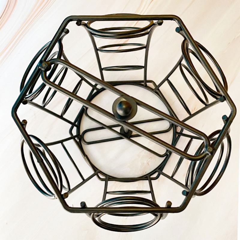 Giá Đỡ Cốc Cà Phê Bằng Kim Loại Có Thể Xoay 360 Độ Tiện Dụng Cho Gia Đình / Văn Phòng