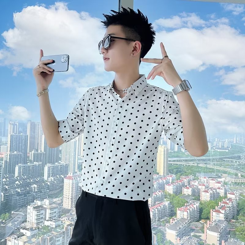 Áo Sơ Mi Nam Ngắn Tay Họa Tiết Chấm Bi Phong Cách Mới 2022