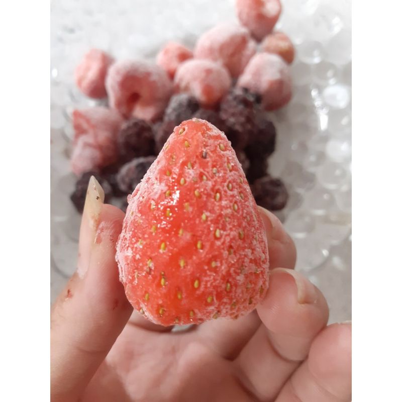 DÂU TÂY ĐÔNG LẠNH 1kg