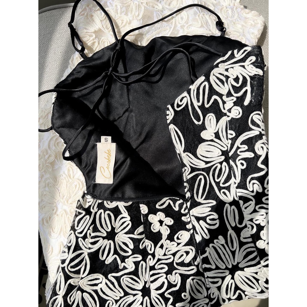 Đầm Dây Yếm Hoa văn