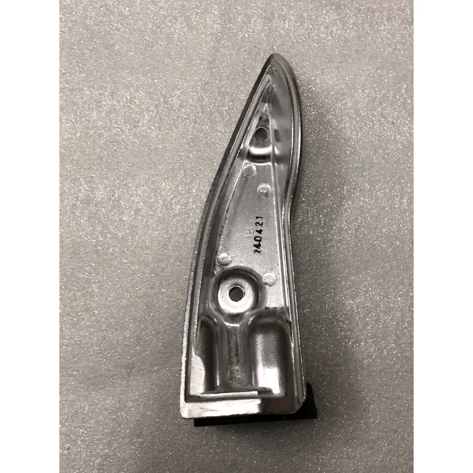 Gác chân/ Cụm gác chân xe Shark mã VVB