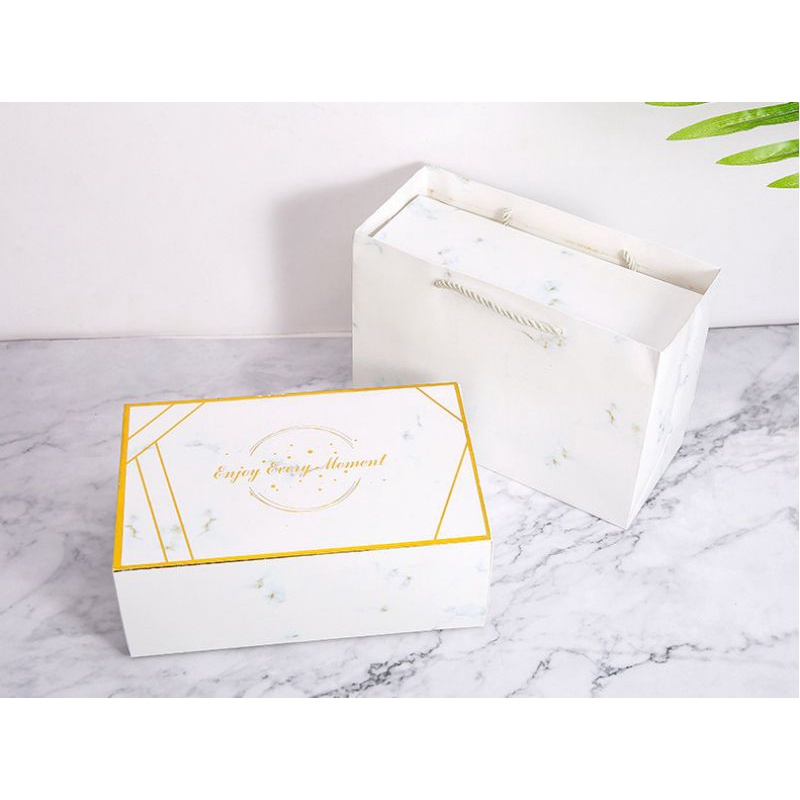 Set quà tặng  Cốc sứ kèm quà tặng sinh nhật - giáng sinh dễ thương