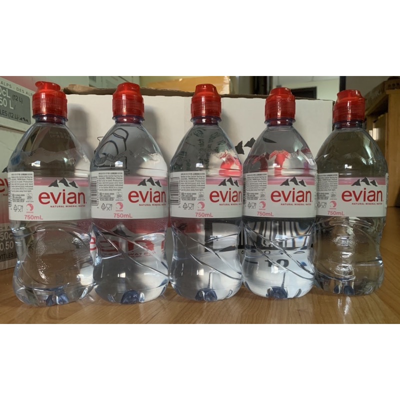 combo 5 chai nước khoáng Evian