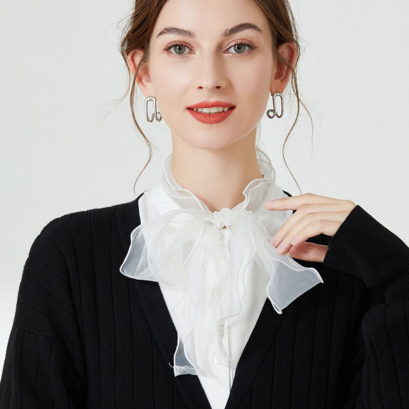Cổ Áo Rời Được Cho Áo Len