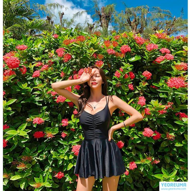 Váy Đầm Đi Biển, Đồ Bơi Nữ, Bikini Đẹp Nhún Liền Chéo Lưng SAVVY Sexy | BigBuy360 - bigbuy360.vn