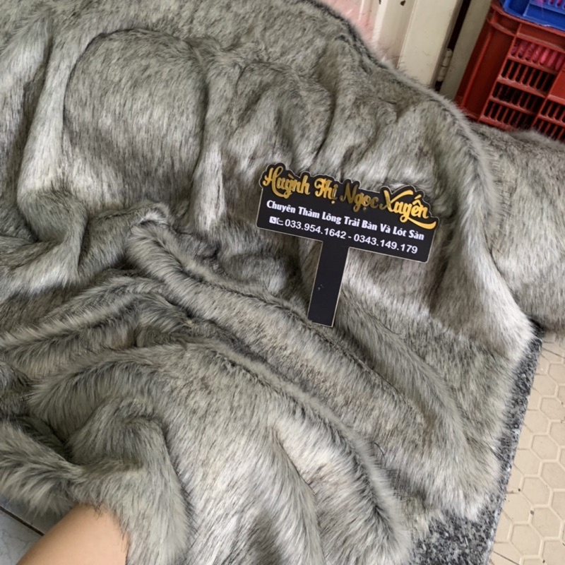 Thảm lông chụp ảnh - xám trắng phớt đen lông dài mới