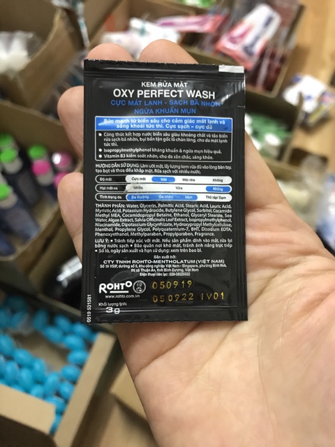 [ Hàng Mẫu Dùng Thử] Combo 10 gói Sữa rửa mặt than hoạt tính có hạt sạch nhờn Oxy Deep Wash 3g