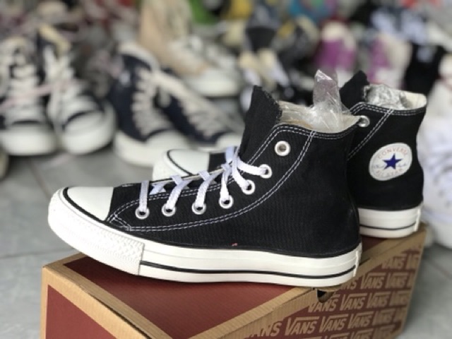 380k full box. Converse Size 4 chân 23cm. Mua nhanh k hết ạ.