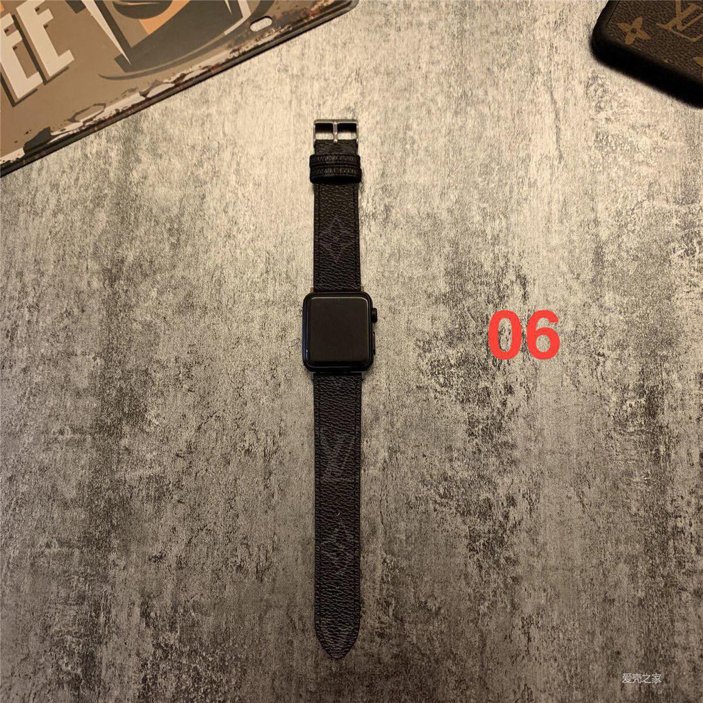 Dây da họa tiết LV cực xinh dành cho Apple Watch