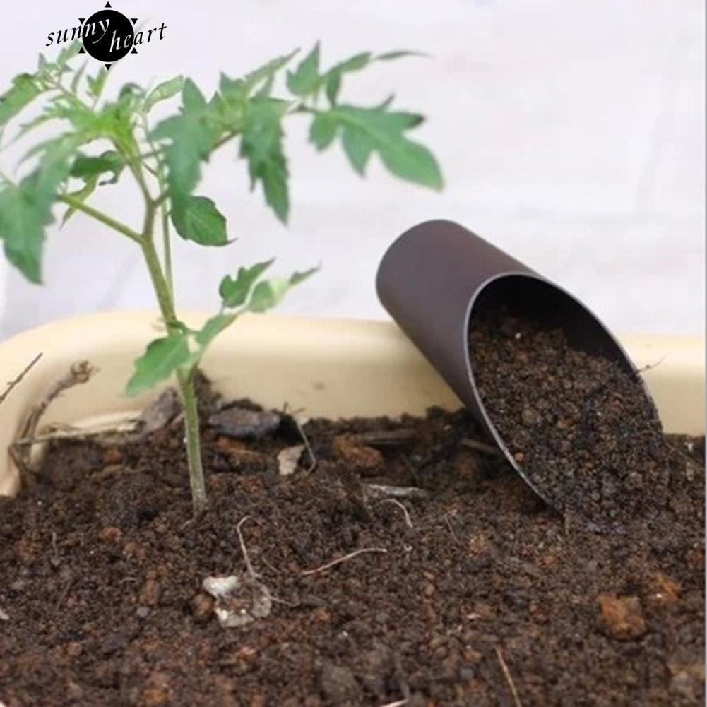 Muỗng nhựa xúc đất cho chậu cây