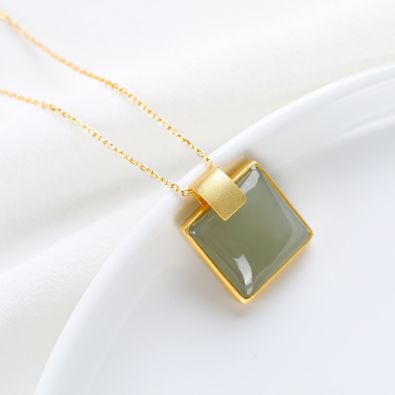 Vòng cổ mạ bạc S925 đính đá ngọc bích trắng