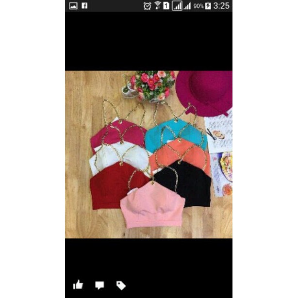 Áo croptop dạng yếm