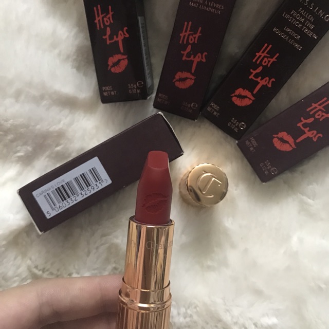 Son Charlotte Tilbury Electric Poppy, Bosworth’s Beauty ,Carina’s Love 