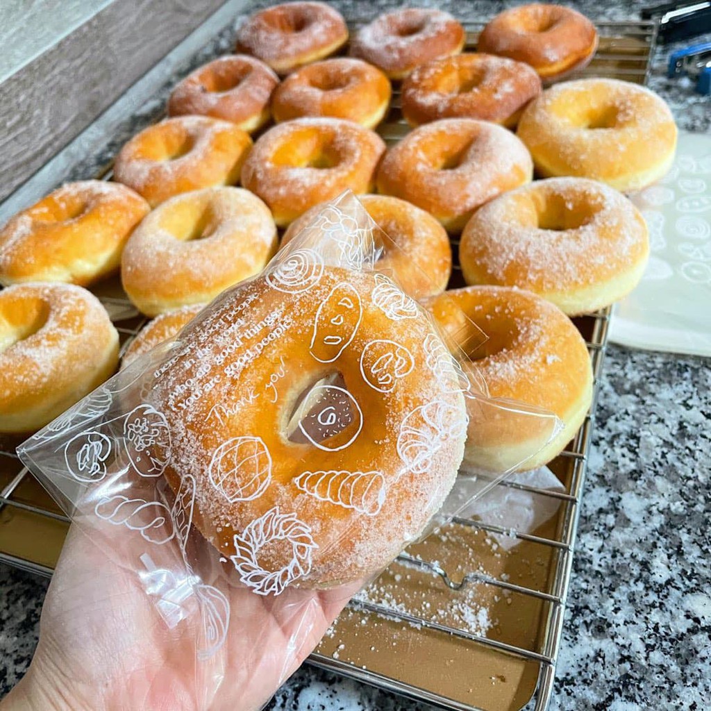 Túi nilon mép dán đựng bánh, kẹo 15*18cm