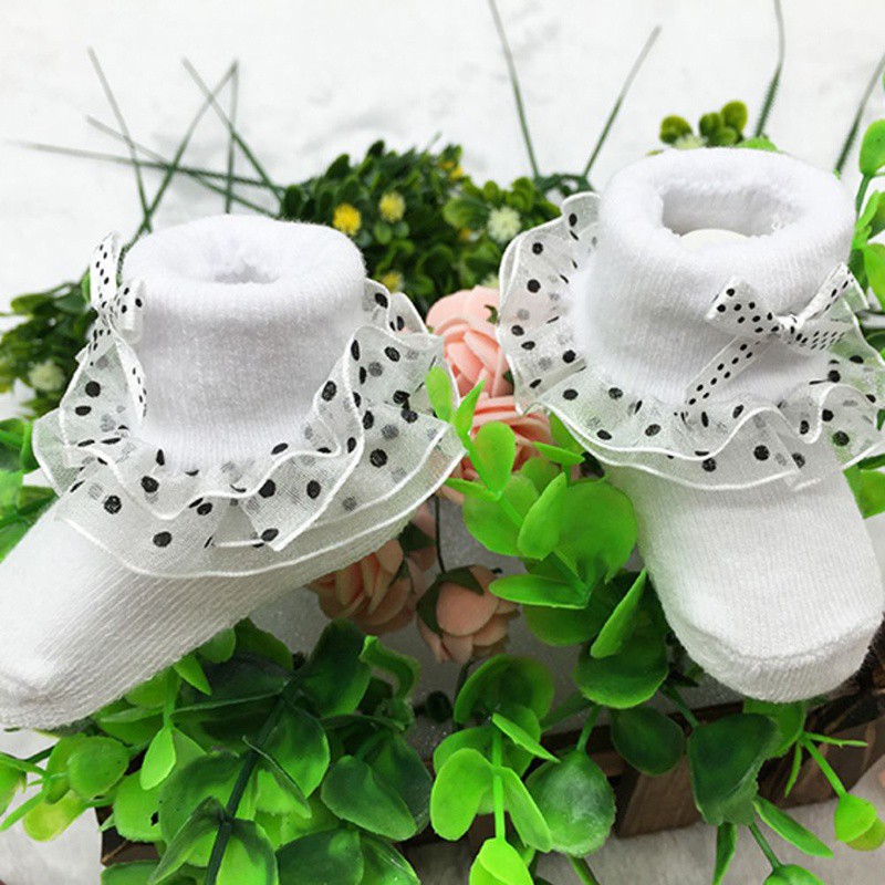 Tất cotton phối ren hoa xinh xắn cho bé gái