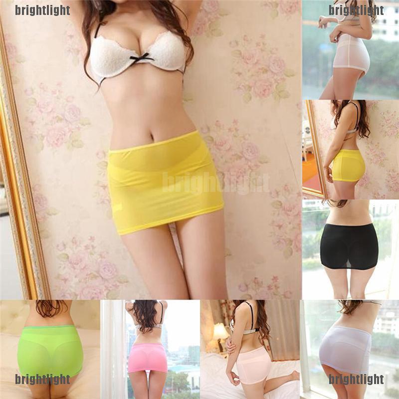 Váy Ngắn Ôm Dáng Quyến Rũ