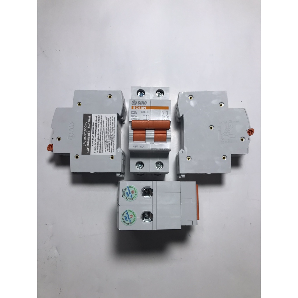 Át 2 cực 10,16,20,25,32,40,50,63A SC68N 6KA Sino