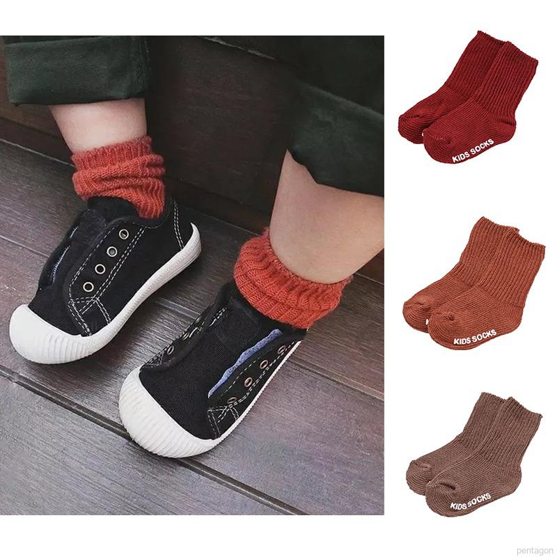 Vớ dệt kim mềm mại màu trơn nhiều kiểu tùy chọn phù hợp vào mùa thu cho bé