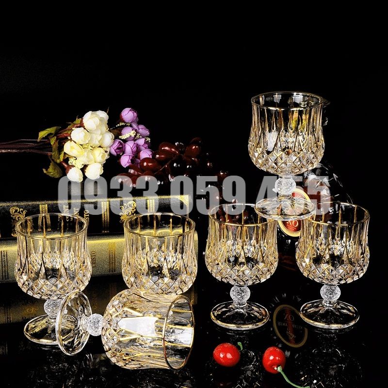Bộ chai đựng rượu nút mài và 6 ly cốc uống rượu pha lê cao cấp nhũ vàng phong cách Pháp wine glass