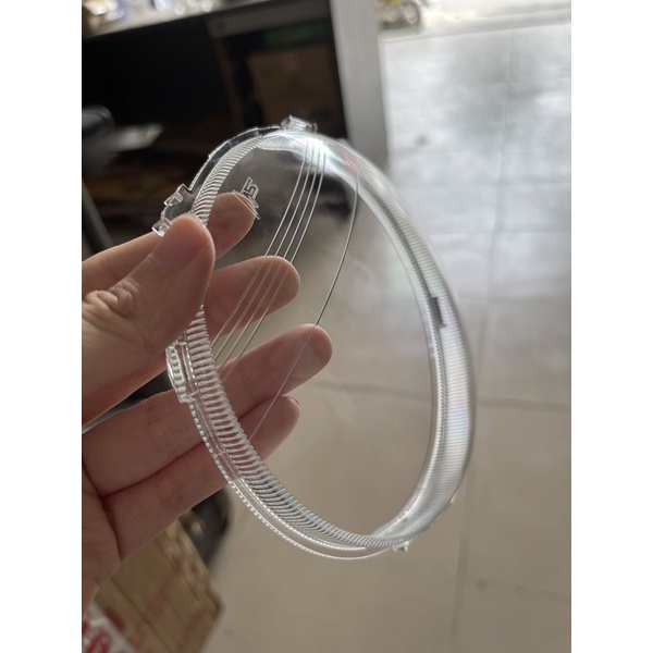 Chụp đèn trước xe Elizabeth SYM