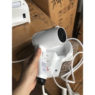 Máy sấy tóc treo tường Interhasa HSD-90289