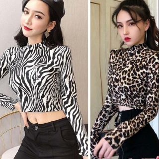 Hàng nhập - Áo thun lửng tay dài cổ lọ họa tiết da beo