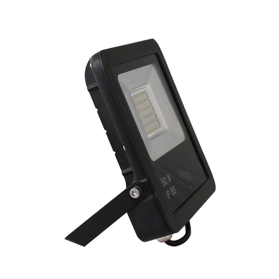 Đèn LED chiếu pha 50W Rạng Đông kiệm điện năng chống nước IP65 tuổi thọ 20000 giờ