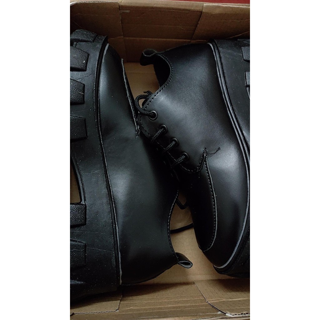 Giày da bóng ulzzang đế cao buộc dây