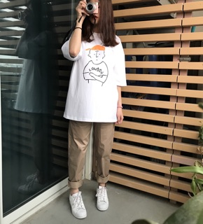 Áo phông hình cậu bé