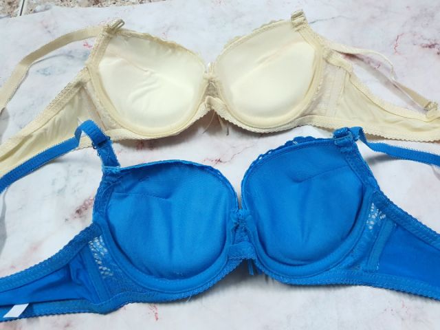 Áo ngực mút dày vừa 45k /1 cái