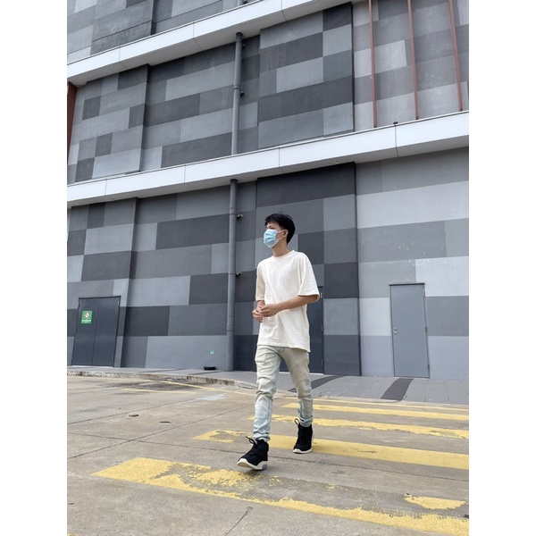 Áo Thun Trơn Tay Lỡ Cổ Tròn Unisex, Màu Cream, Oversize, Vải 100% cotton, Thoáng Mát. | BigBuy360 - bigbuy360.vn