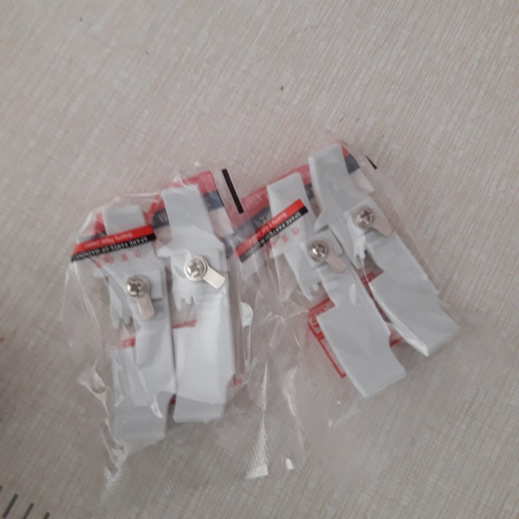 Đế chân vịt nhựa máy vắt sổ công nghiệp 4 chỉ