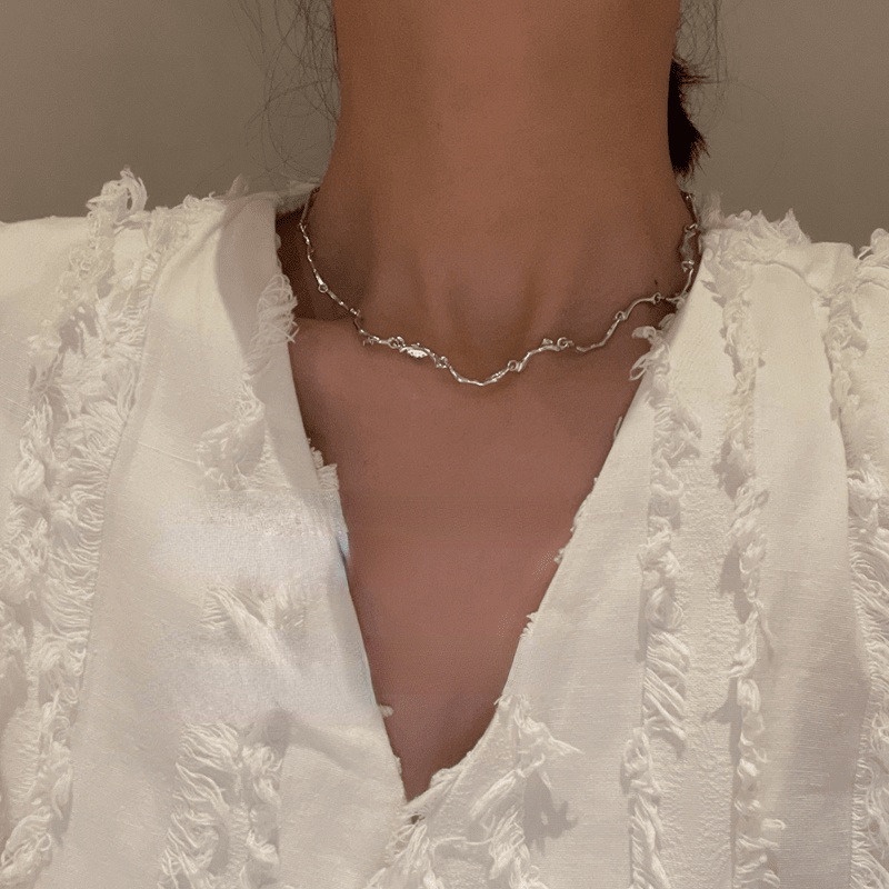 Vòng cổ Thiết Kế Gợn Sóng Thời Trang Sang Trọng Đơn Giản