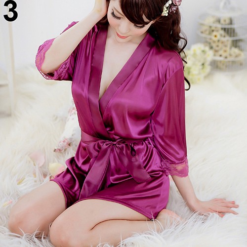 Set áo choàng ngủ phối ren và quần lót lọt khe phong cách quyến rũ dành cho nữ